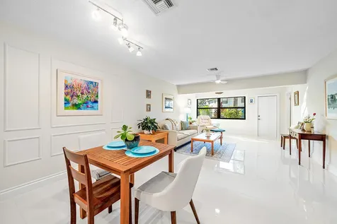 2016 Sw 29th Court Delray Beach FL 33445