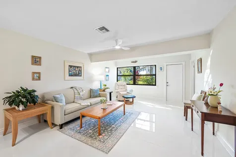2016 Sw 29th Court Delray Beach FL 33445