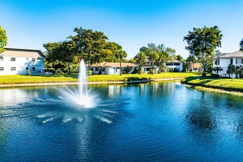 2016 Sw 29th Court Delray Beach FL 33445