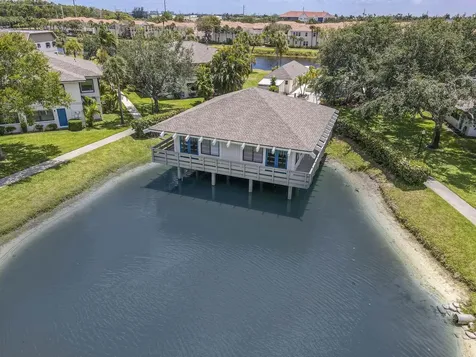 2016 Sw 29th Court Delray Beach FL 33445
