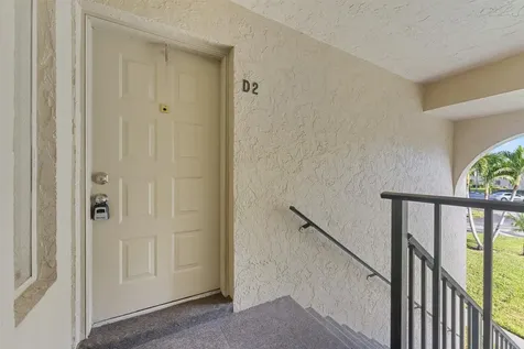 537 Shady Pine Way Greenacres FL 33415
