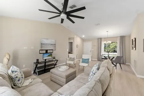 2373 Se Rock Springs Drive Port Saint Lucie FL 34952