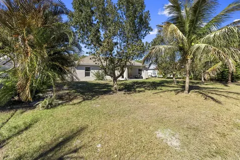 2373 Se Rock Springs Drive Port Saint Lucie FL 34952