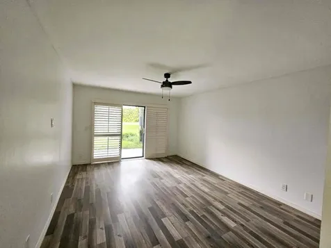 5246 Fountains Drive Lake Worth FL 33467