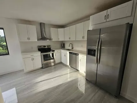 5246 Fountains Drive Lake Worth FL 33467