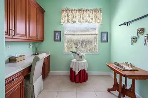1720 Cassville Avenue Vero Beach FL 32966