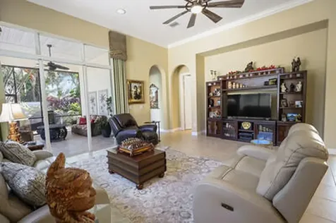 1720 Cassville Avenue Vero Beach FL 32966