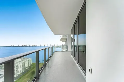 220 Lake Shore Drive Lake Park FL 33403