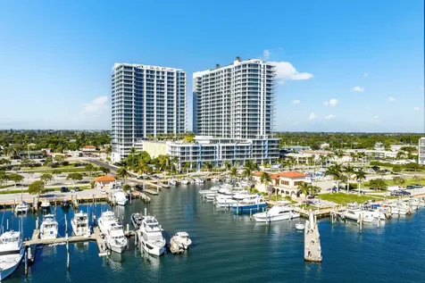 220 Lake Shore Drive Lake Park FL 33403