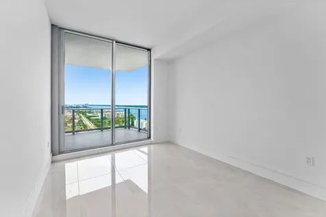 220 Lake Shore Drive Lake Park FL 33403
