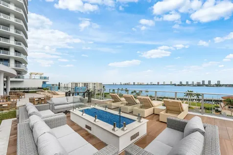 220 Lake Shore Drive Lake Park FL 33403