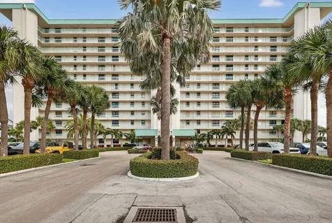 9940 S Ocean Drive Jensen Beach FL 34957
