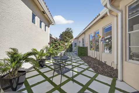 951 Augusta Pointe Drive Palm Beach Gardens FL 33418