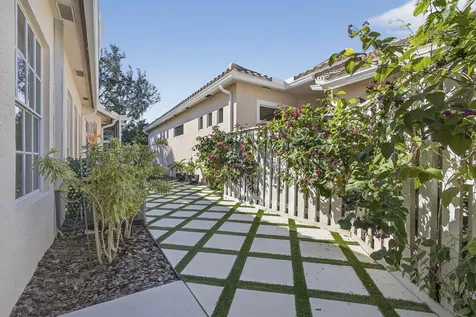 951 Augusta Pointe Drive Palm Beach Gardens FL 33418