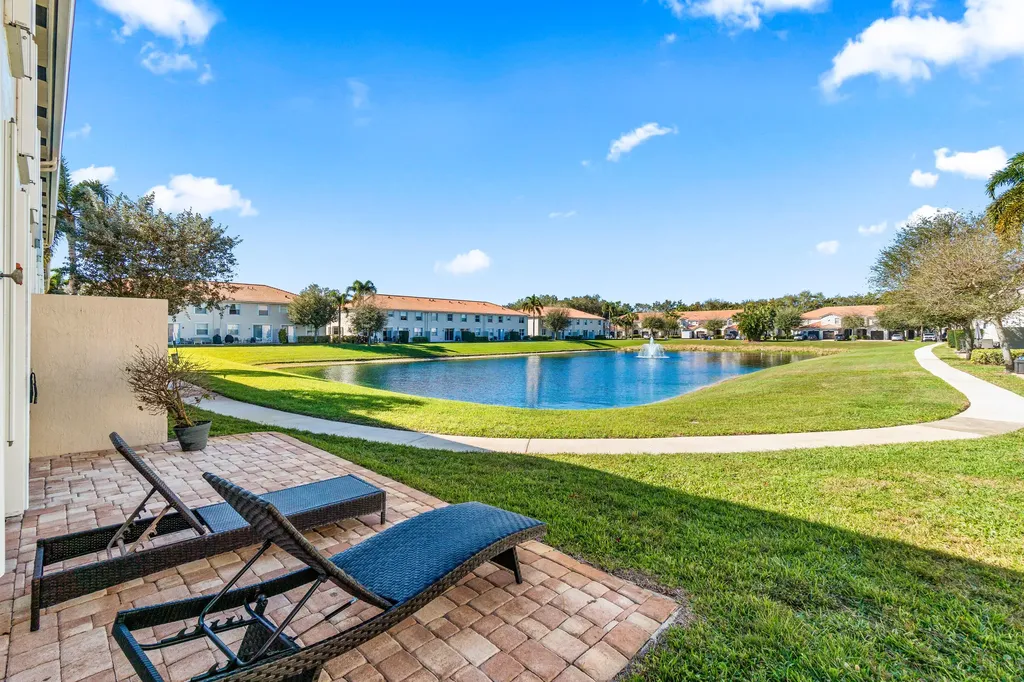 16154 Poppyseed Circle Delray Beach FL 33484