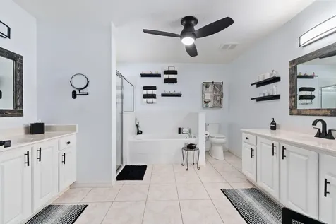 524 Sw Cyrilla Trail Port Saint Lucie FL 34953