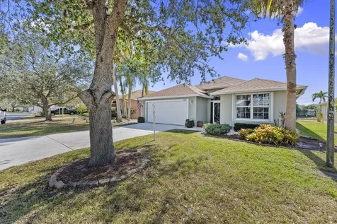 524 Sw Cyrilla Trail Port Saint Lucie FL 34953
