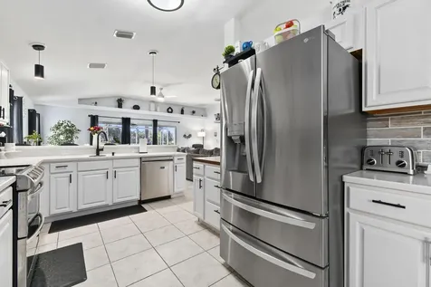 524 Sw Cyrilla Trail Port Saint Lucie FL 34953