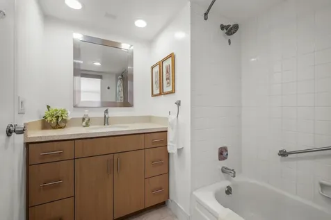 3871 Via Poinciana Lake Worth FL 33467