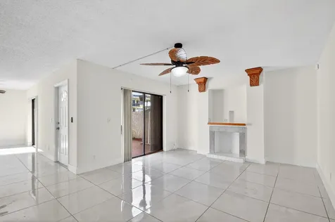 136 Woodland Road Palm Springs FL 33461
