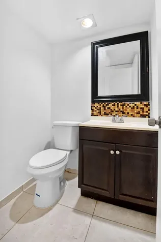 136 Woodland Road Palm Springs FL 33461