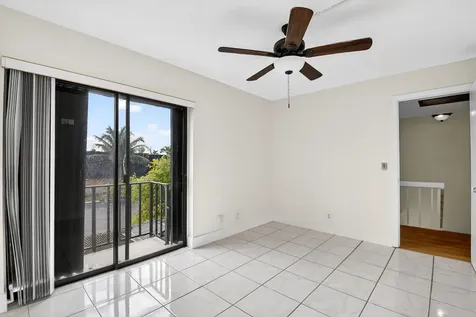 136 Woodland Road Palm Springs FL 33461