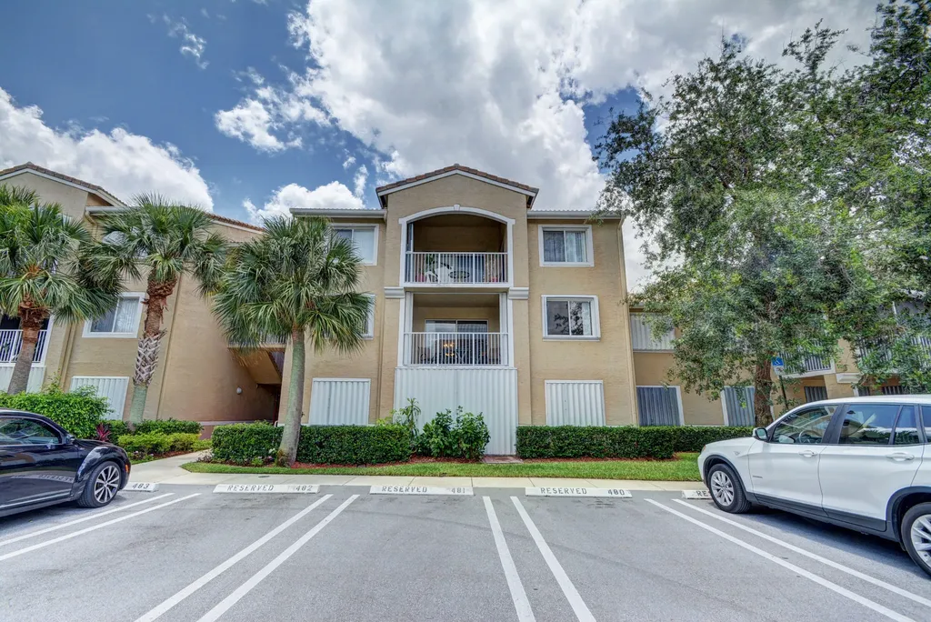278 Village Boulevard Tequesta FL 33469
