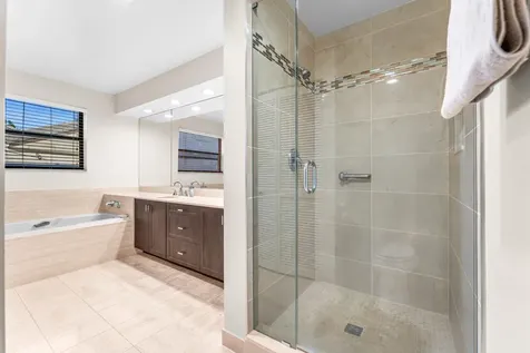 37 Clubhouse Lane Boynton Beach FL 33436