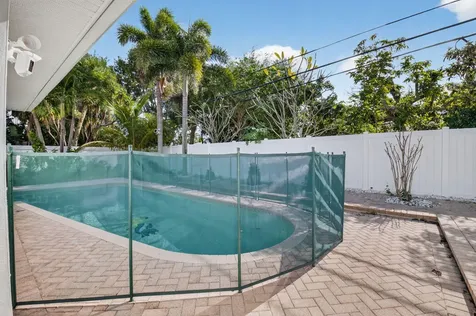 1012 W Camino Real Boca Raton FL 33486