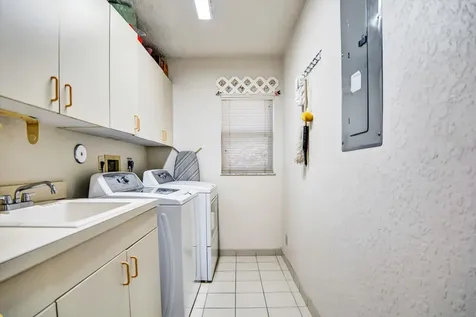 13471 Miles Standish Palm Beach Gardens FL 33410