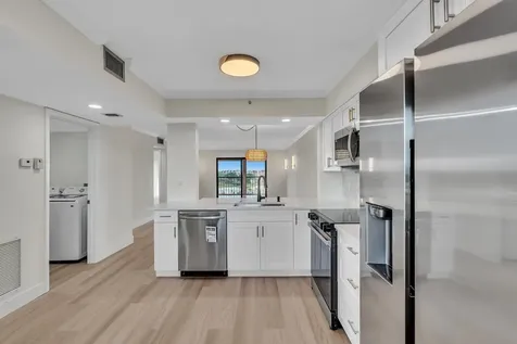7076 Huntington Lane Delray Beach FL 33446