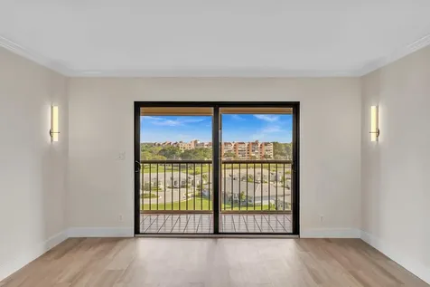 7076 Huntington Lane Delray Beach FL 33446