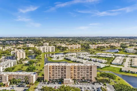 7076 Huntington Lane Delray Beach FL 33446
