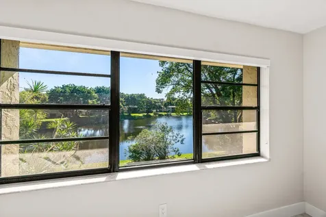 14 Westgate Lane Boynton Beach FL 33436