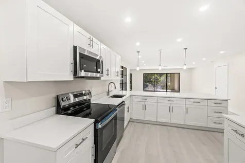 14 Westgate Lane Boynton Beach FL 33436