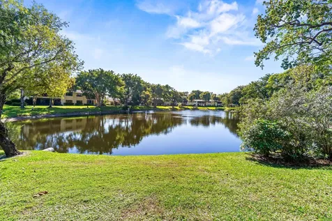 14 Westgate Lane Boynton Beach FL 33436