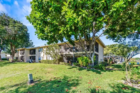 14 Westgate Lane Boynton Beach FL 33436
