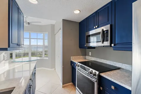5800 Ne Island Cove Way Stuart FL 34996