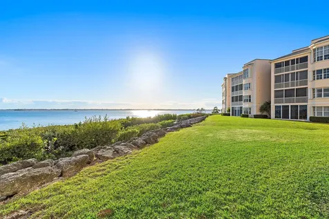 5800 Ne Island Cove Way Stuart FL 34996