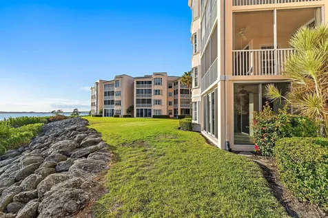 5800 Ne Island Cove Way Stuart FL 34996