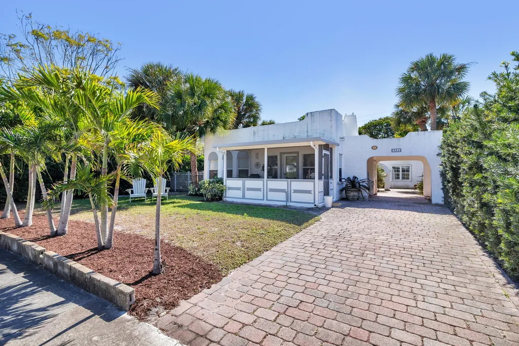 324 Pilgrim Road West Palm Beach FL 33405