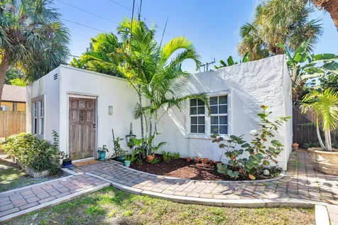 324 Pilgrim Road West Palm Beach FL 33405