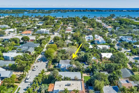 324 Pilgrim Road West Palm Beach FL 33405