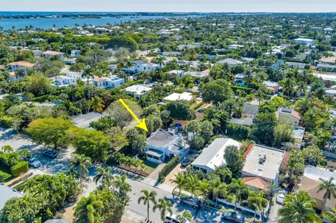 324 Pilgrim Road West Palm Beach FL 33405