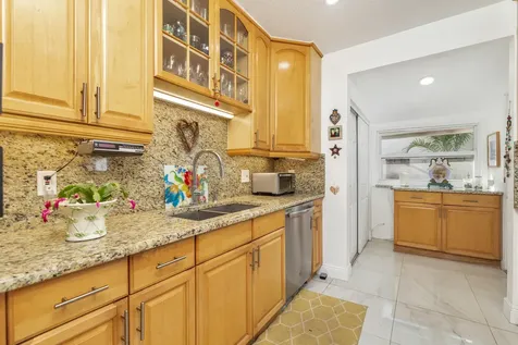 324 Pilgrim Road West Palm Beach FL 33405