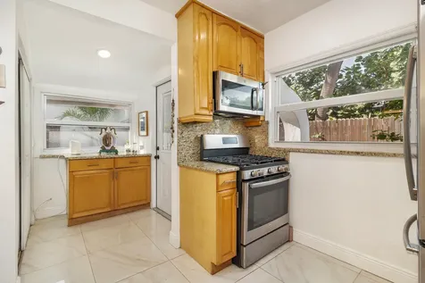 324 Pilgrim Road West Palm Beach FL 33405
