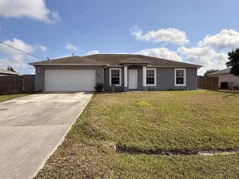 634 Sw Millard Drive Port Saint Lucie FL 34953