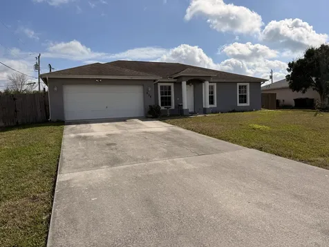 634 Sw Millard Drive Port Saint Lucie FL 34953