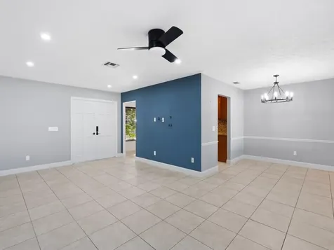 1365 Sw Parma Avenue Port Saint Lucie FL 34953