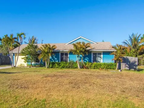 1365 Sw Parma Avenue Port Saint Lucie FL 34953